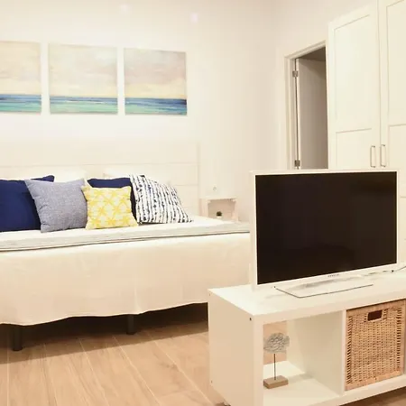 Luna Apartment